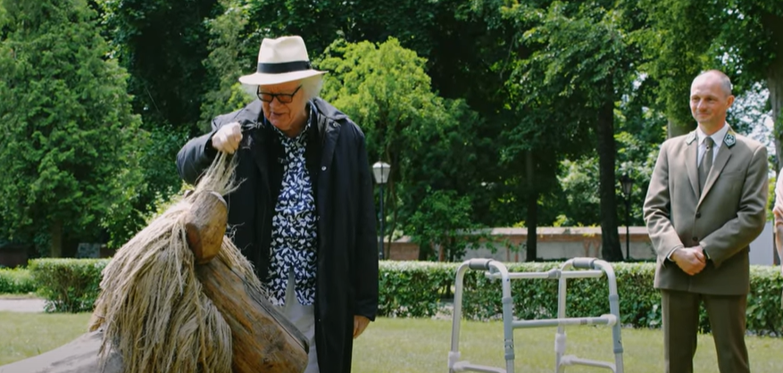 Wystawa- Ciągnie Wilkonia do lasu Wystawa- Ciągnie Wilkonia do lasu